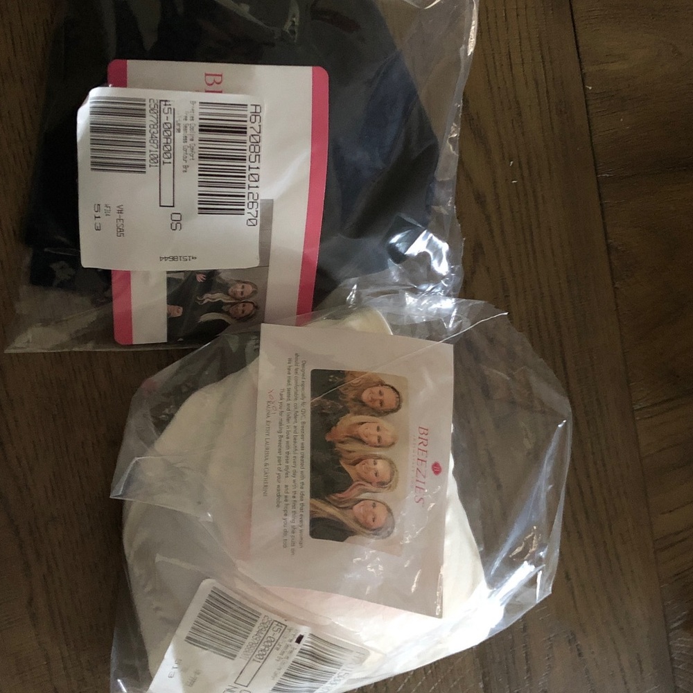 Breezies 2 Cool Comfort Wirefree Seamless Contour Bras Vanilla and Black XL NWT - Picture 9 of 11